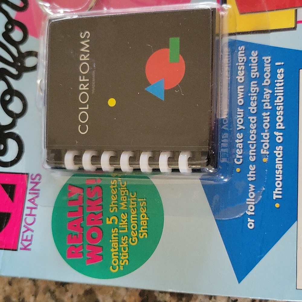 Colorforms Keychain. NIB. - Picture 2 of 4